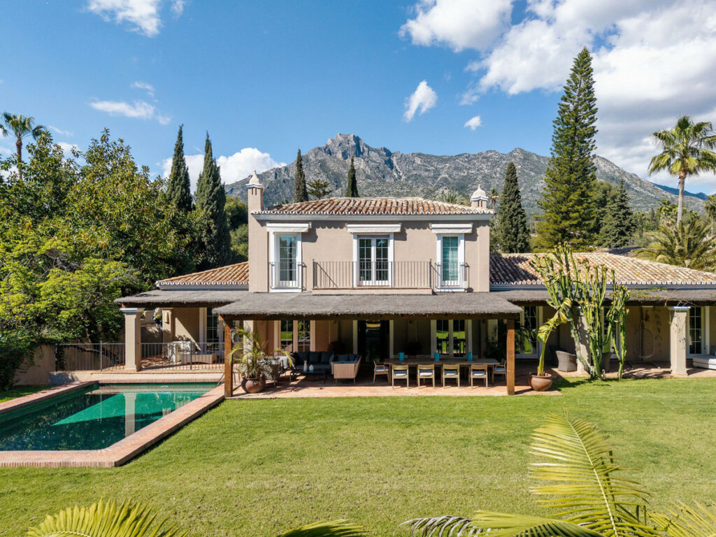 Detached Villa The Golden Mile Málaga