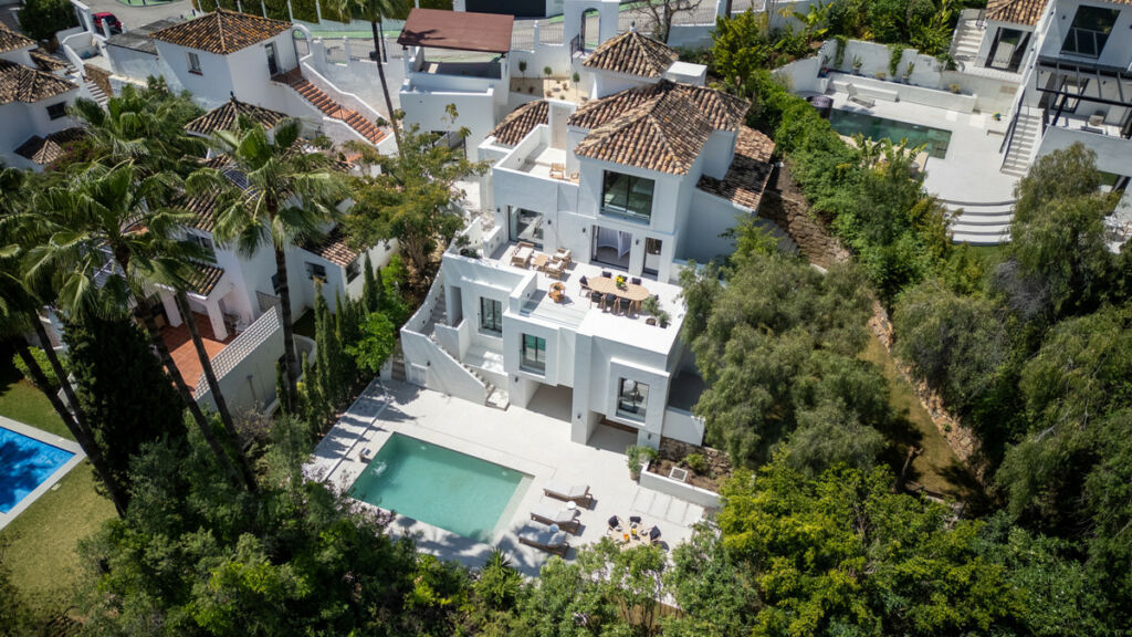 Detached Villa Nueva Andalucía Málaga