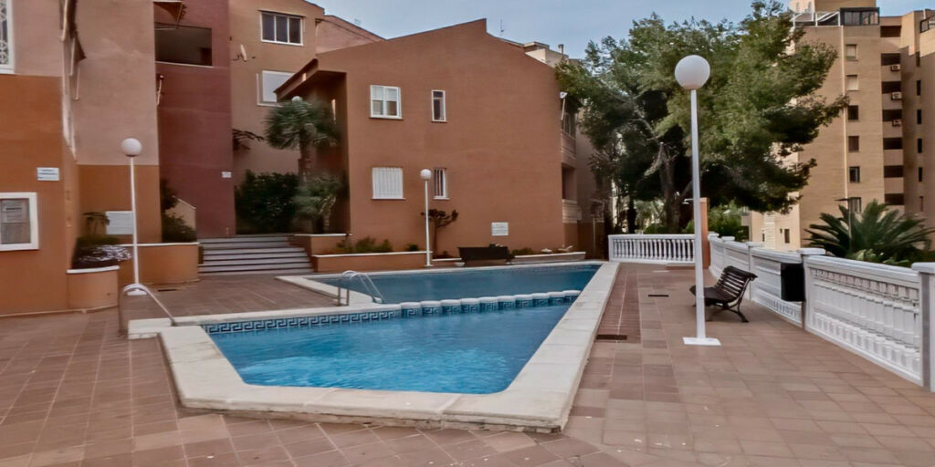 Ground Floor Apartment Benidorm Alicante - image 2