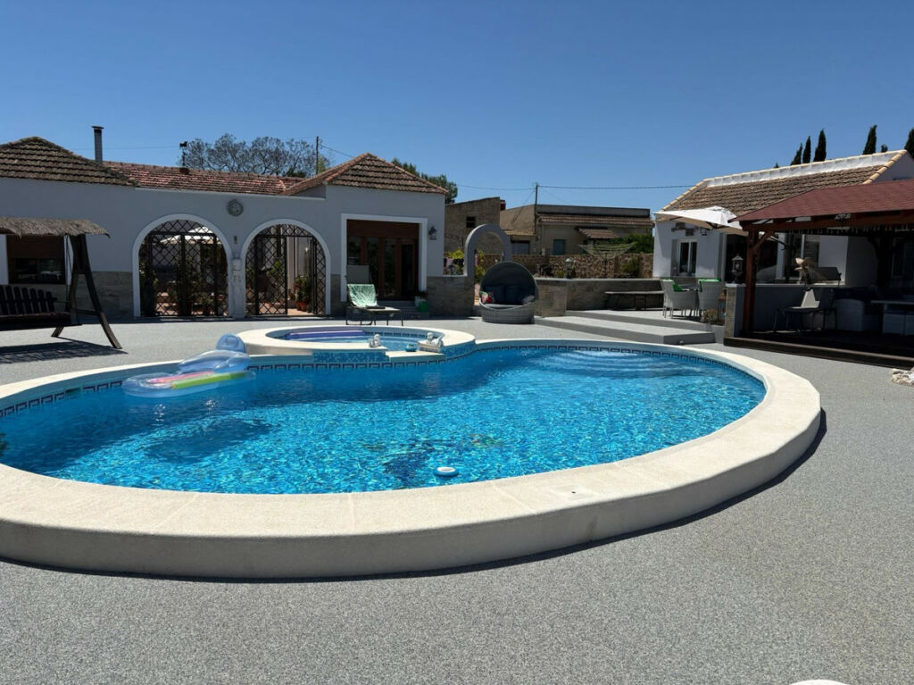 Detached Villa Jacarilla Alicante