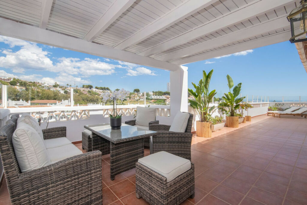 Penthouse Nueva Andalucía Málaga