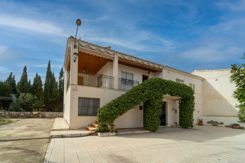 Detached Villa Salinas Alicante
