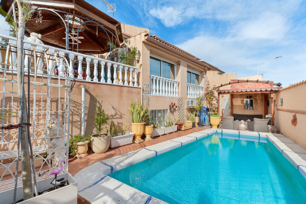 Detached Villa Ciudad Quesada Alicante