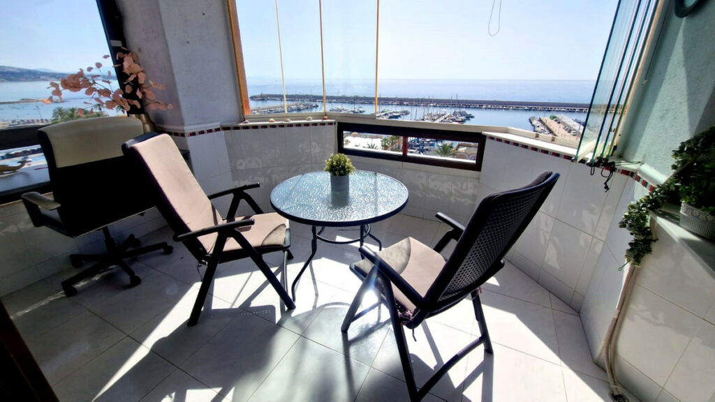 Middle Floor Apartment Fuengirola Málaga