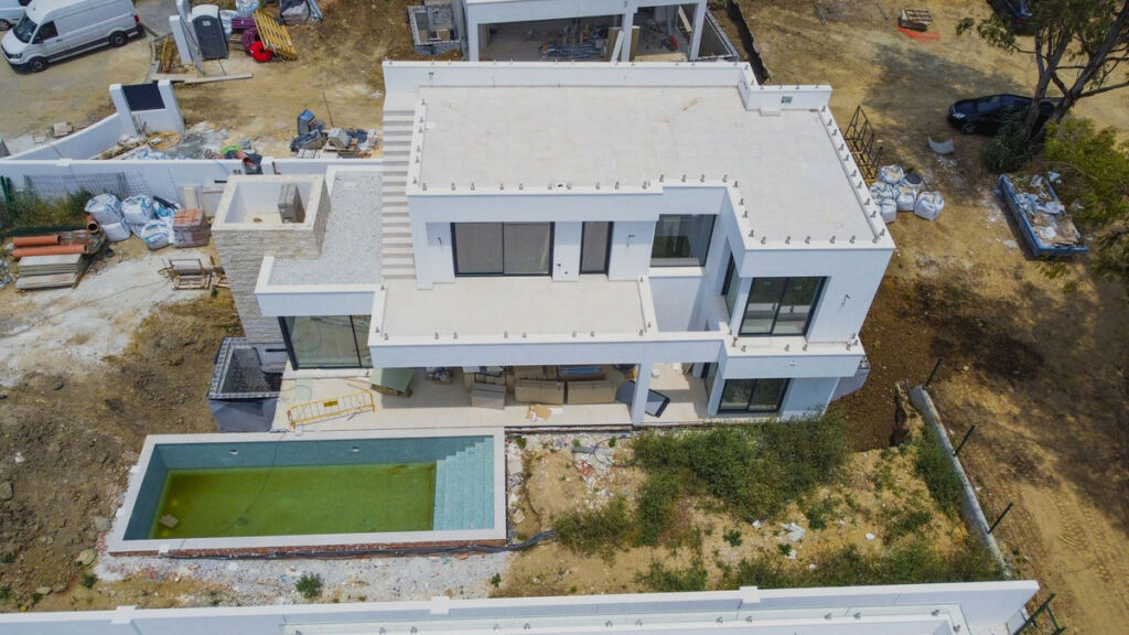 Detached Villa Atalaya Málaga - image 3