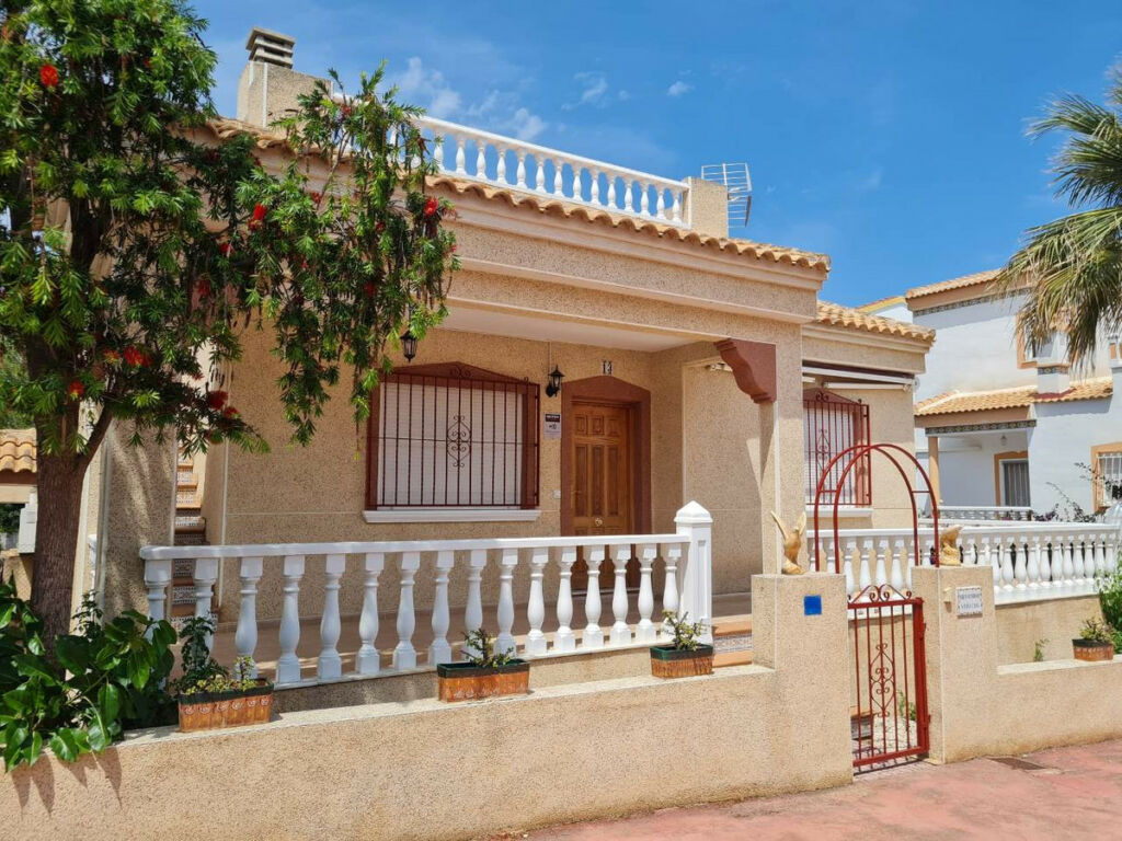 Detached Villa Algorfa Alicante