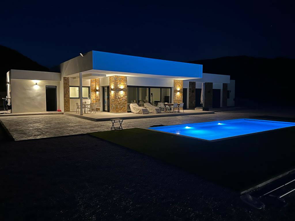 Detached Villa Pinoso Alicante