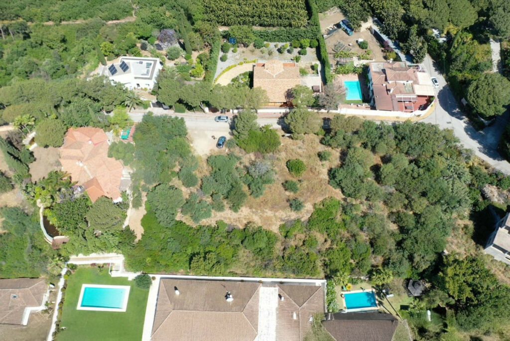 Residential Plot Elviria Málaga
