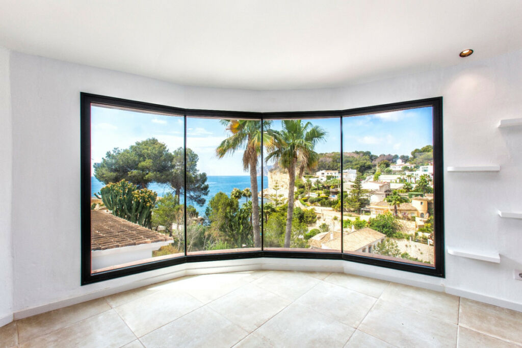 Detached Villa Benissa Alicante - image 2