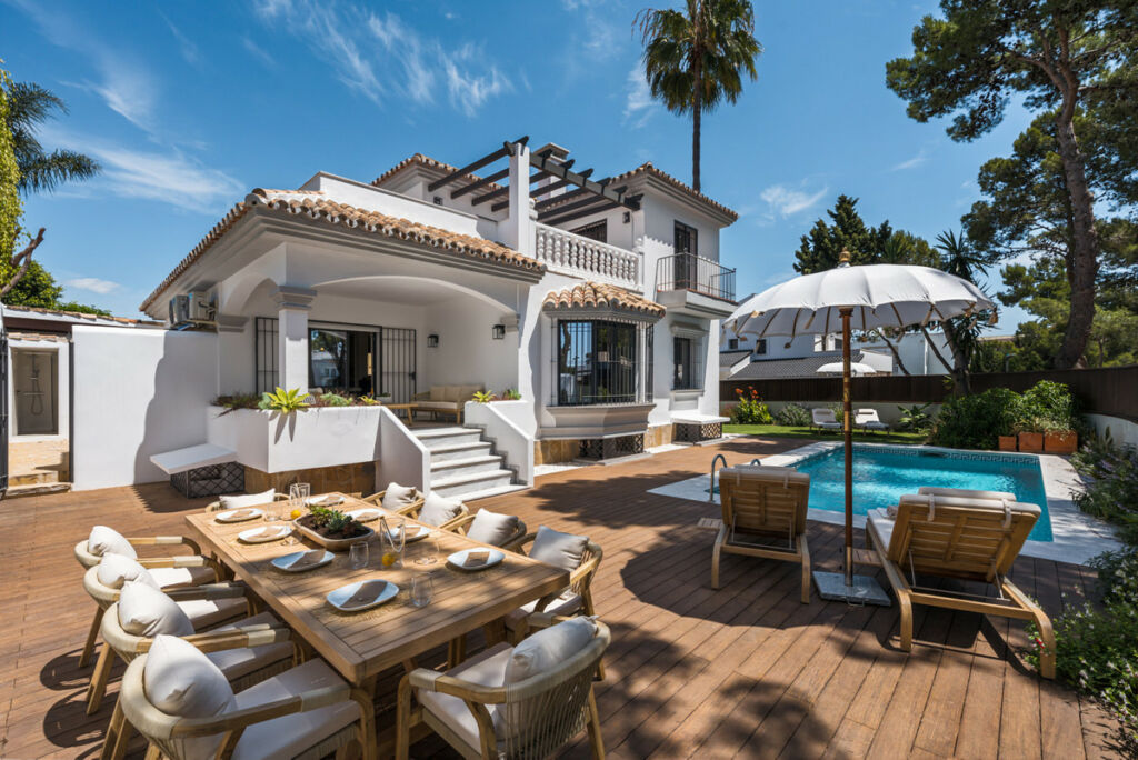 Detached Villa Nueva Andalucía Málaga