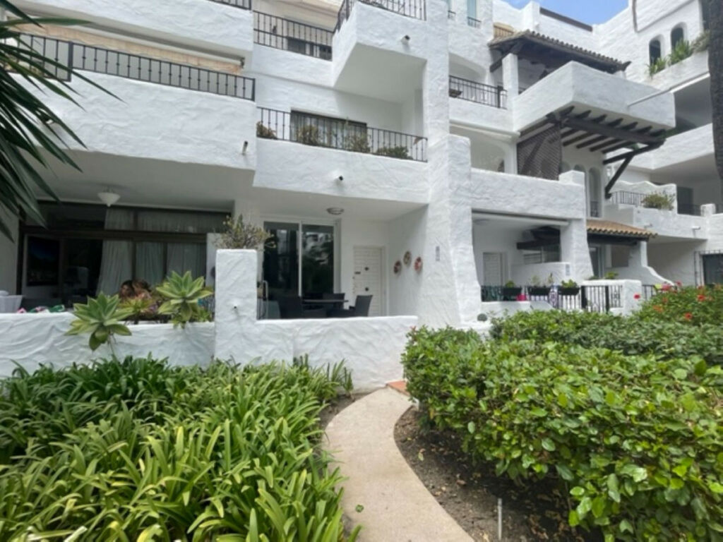 Ground Floor Apartment Puerto Banús Málaga