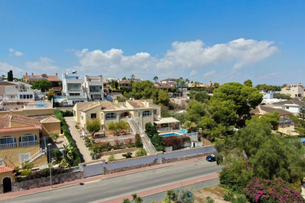 Detached Villa Torrevieja Alicante