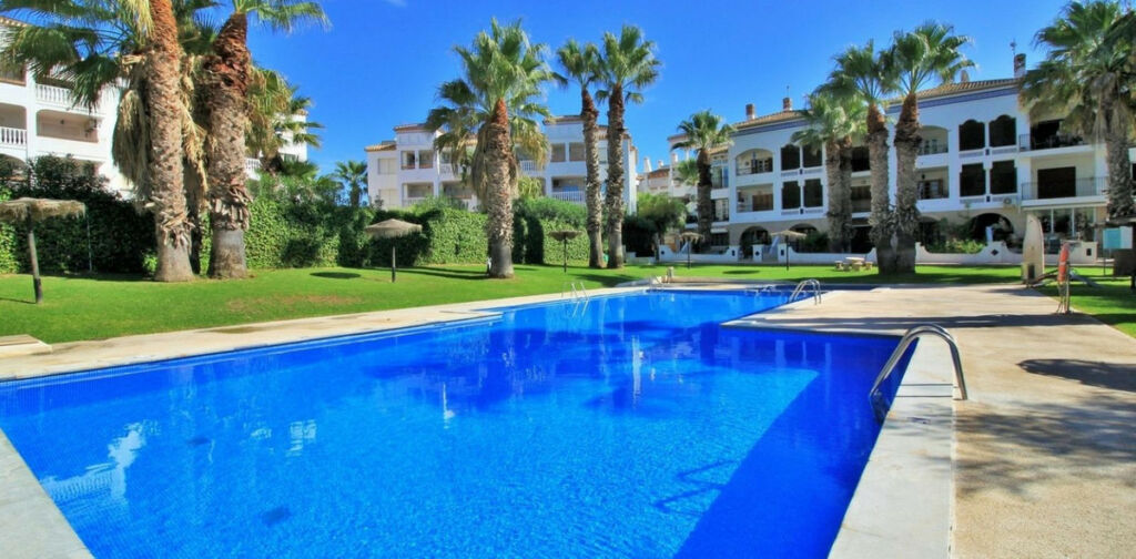 Middle Floor Apartment Villamartin Alicante