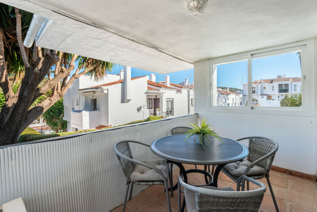 Ground Floor Apartment Benahavís Málaga