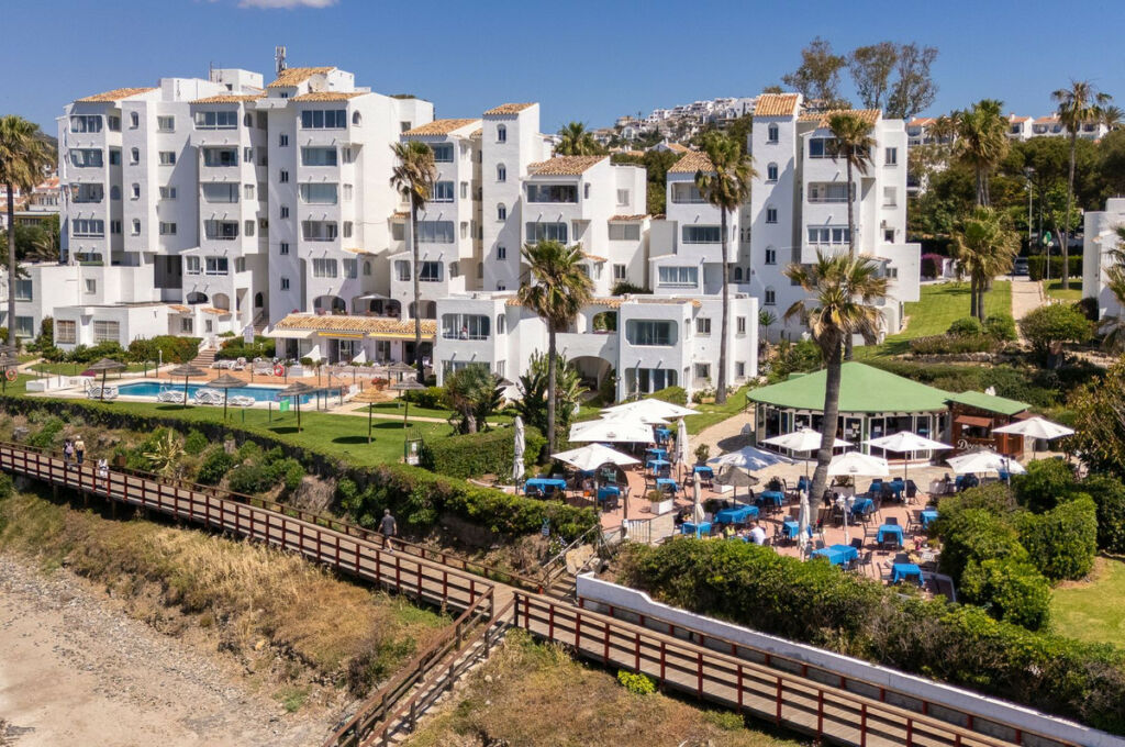 Ground Floor Apartment Riviera del Sol Málaga - image 3