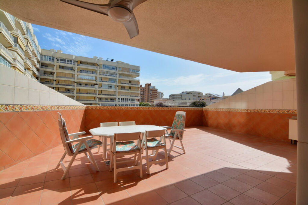 Middle Floor Apartment Los Boliches Málaga