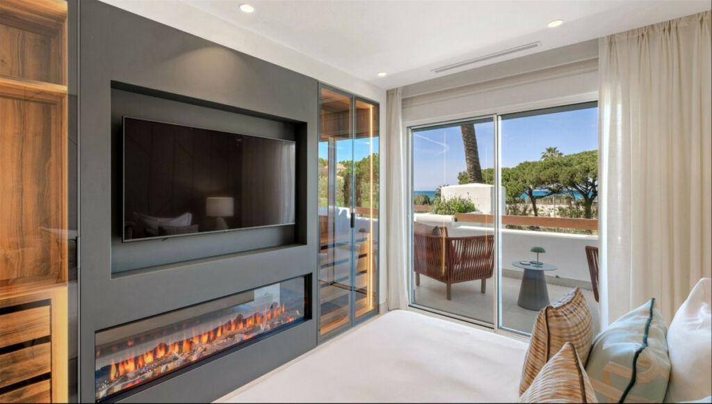 Middle Floor Apartment Los Monteros Málaga - image 10