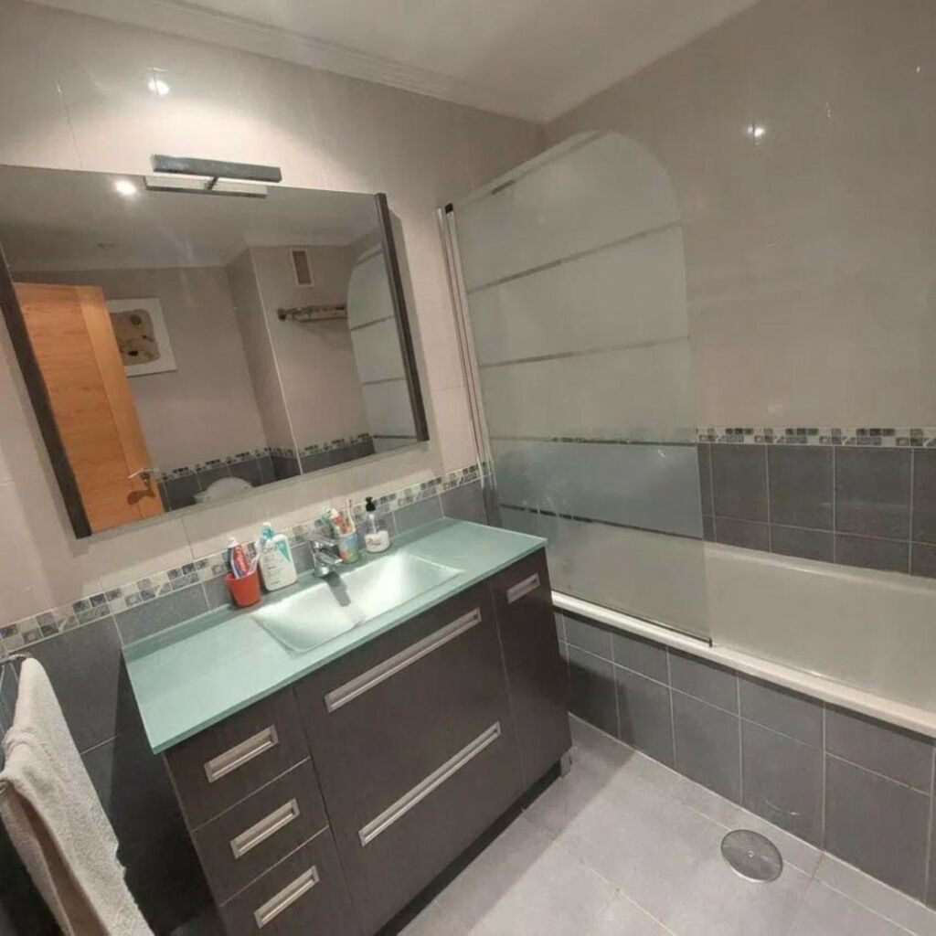 Middle Floor Apartment Marbella Málaga - image 10