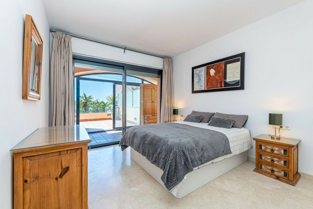 Ground Floor Apartment Calahonda Málaga - image 10