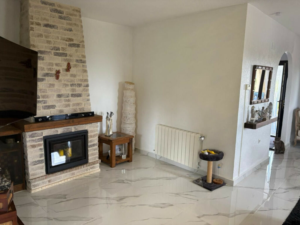 Detached Villa Algorfa Alicante - image 10