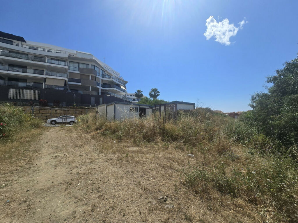 Residential Plot Riviera del Sol Málaga - image 10