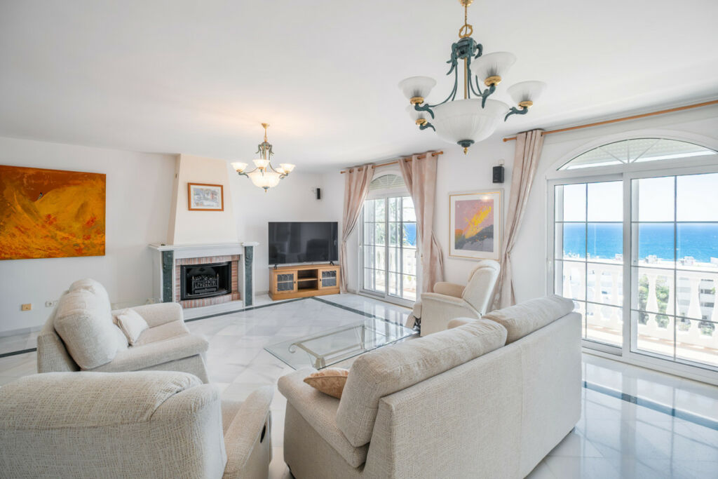 Detached Villa Benalmadena Málaga - image 10