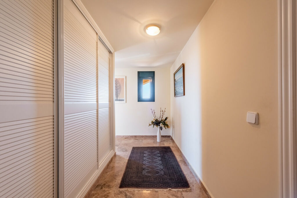 Middle Floor Apartment San Pedro de Alcántara Málaga - image 10