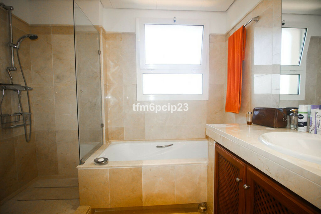 Penthouse Duplex San Roque Club Cádiz - image 12