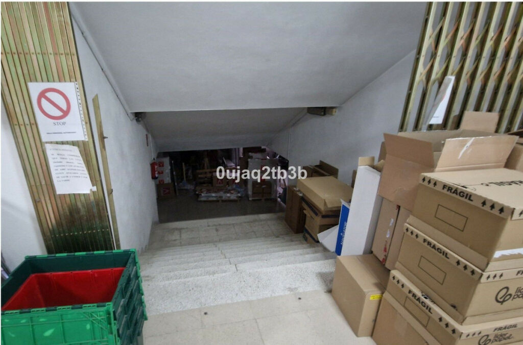 Warehouse Marbella Málaga - image 10