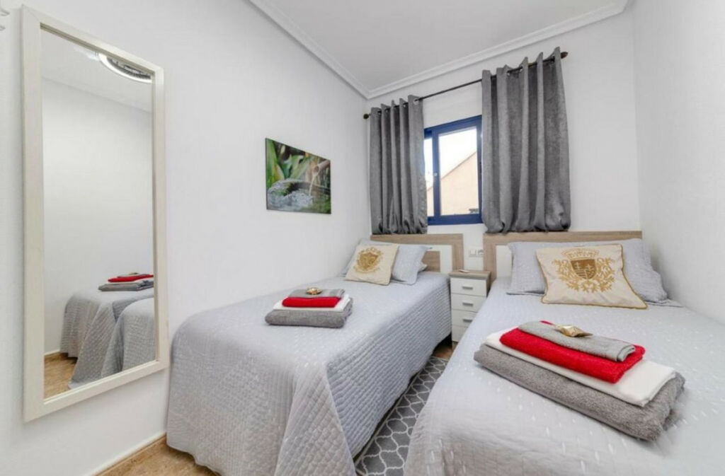 Penthouse Cabo Roig Alicante - image 10