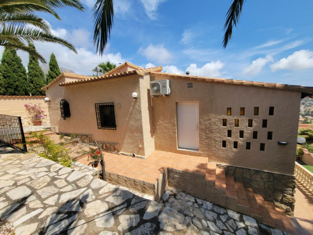 Detached Villa Calpe Alicante - image 10
