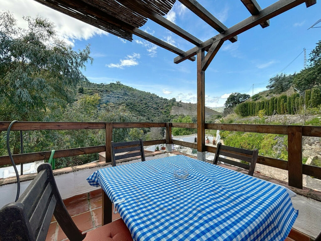 Detached Villa Comares Málaga - image 10