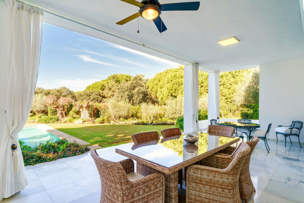 Detached Villa Hacienda Las Chapas Málaga - image 10