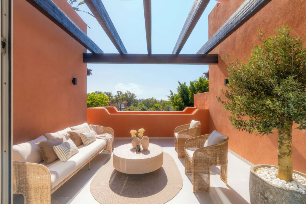 Penthouse Duplex Nueva Andalucía Málaga - image 10