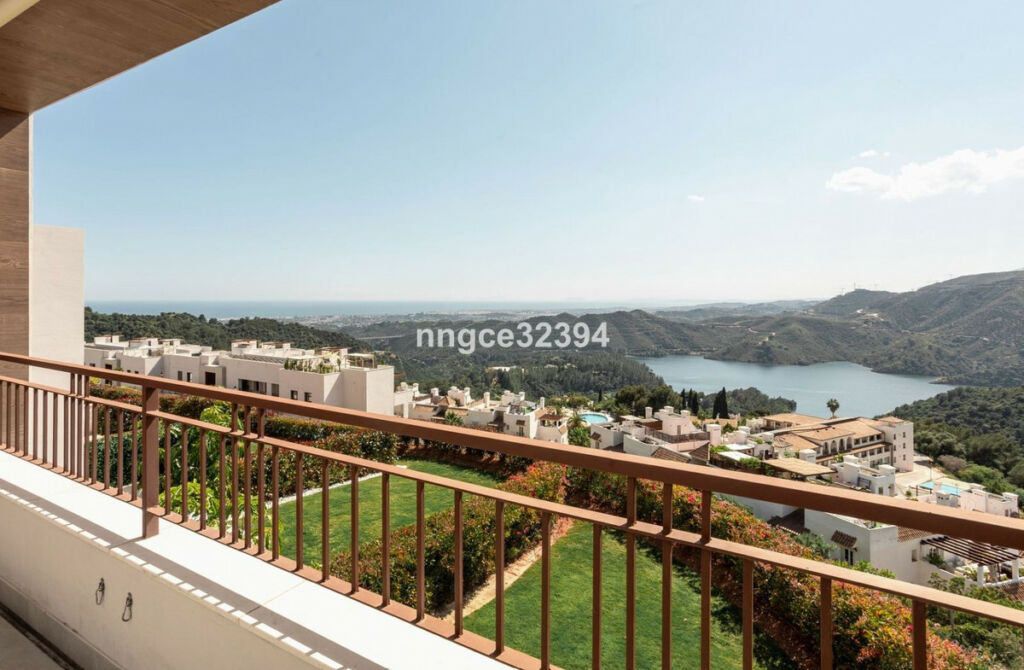 Semi-Detached House Nagüeles Málaga - image 10