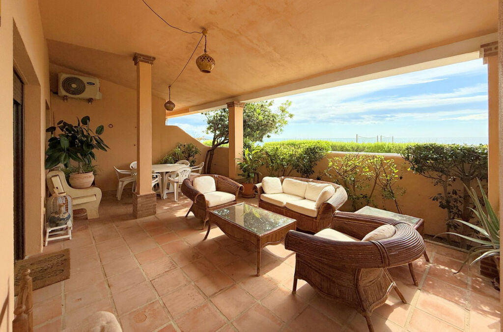 Townhouse Casares Playa Málaga - image 10