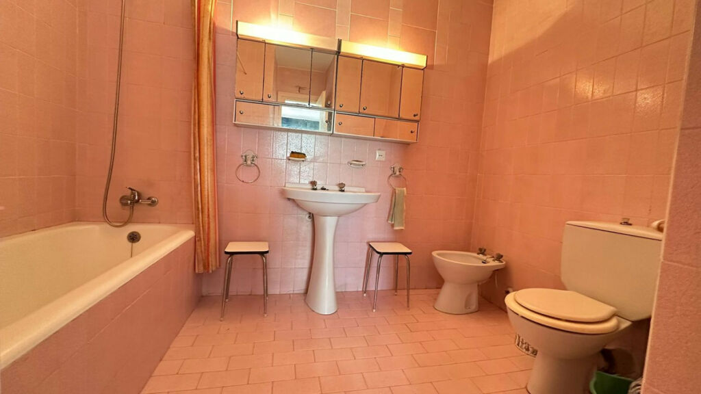 Middle Floor Apartment Marbella Málaga - image 10