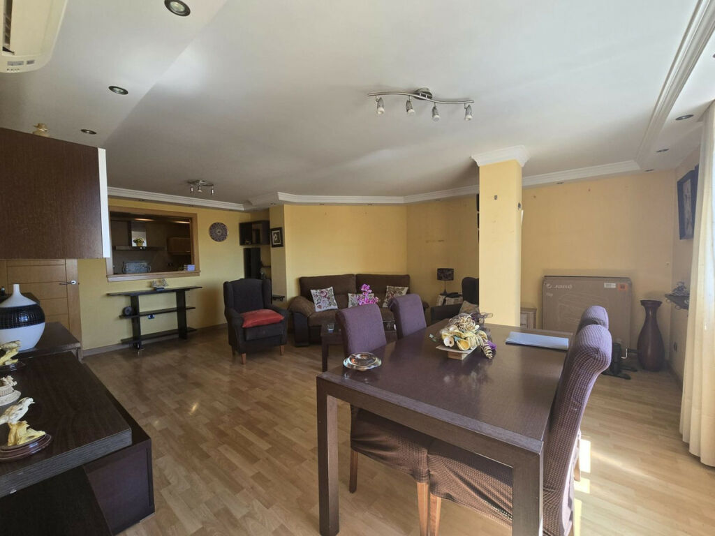 Middle Floor Apartment Marbella Málaga - image 11