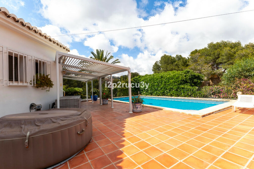 Detached Villa Moraira Alicante - image 10