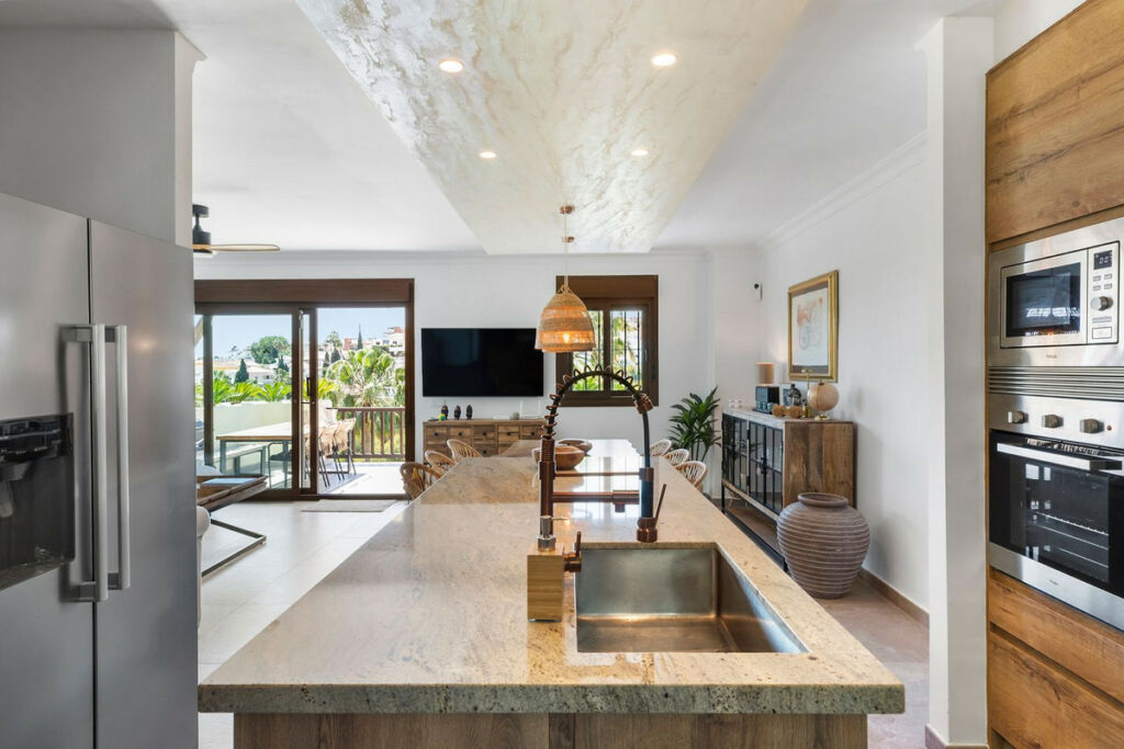 Semi-Detached House Riviera del Sol Málaga - image 10
