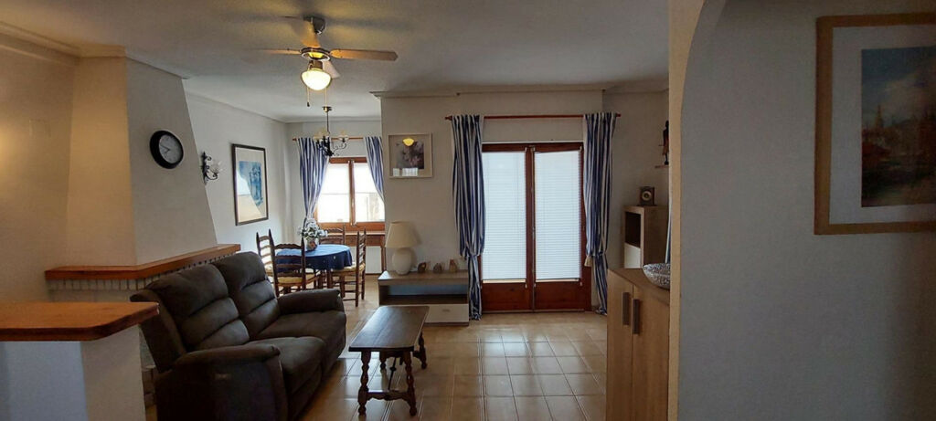 Middle Floor Apartment Punta Prima Alicante - image 10
