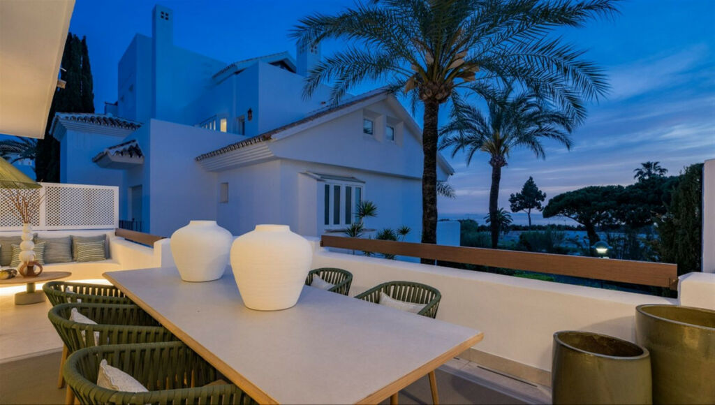Middle Floor Apartment Los Monteros Málaga - image 10