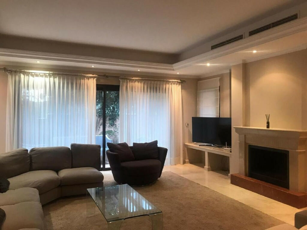 Townhouse Marbella Málaga - image 8