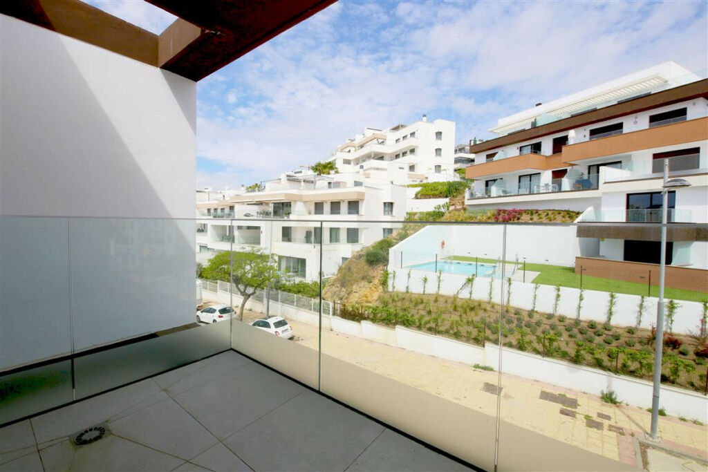 Penthouse Estepona Málaga - image 11