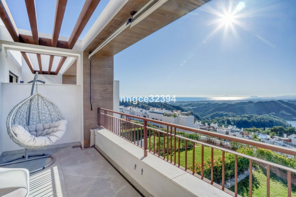 Semi-Detached House Nagüeles Málaga - image 12
