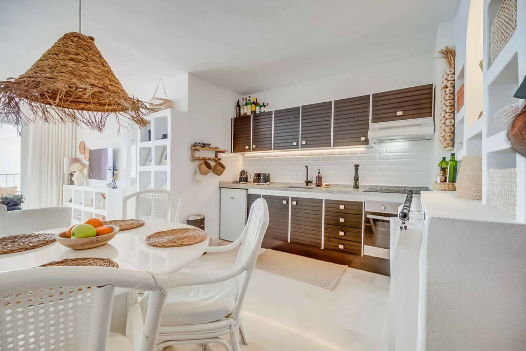 Top Floor Apartment Fuengirola Málaga - image 11
