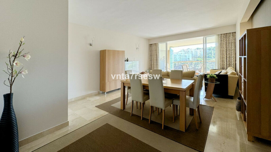 Middle Floor Apartment Riviera del Sol Málaga - image 11