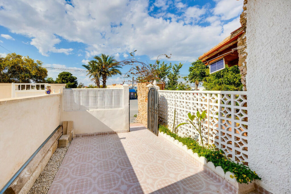 Duplex Torrevieja Alicante - image 11