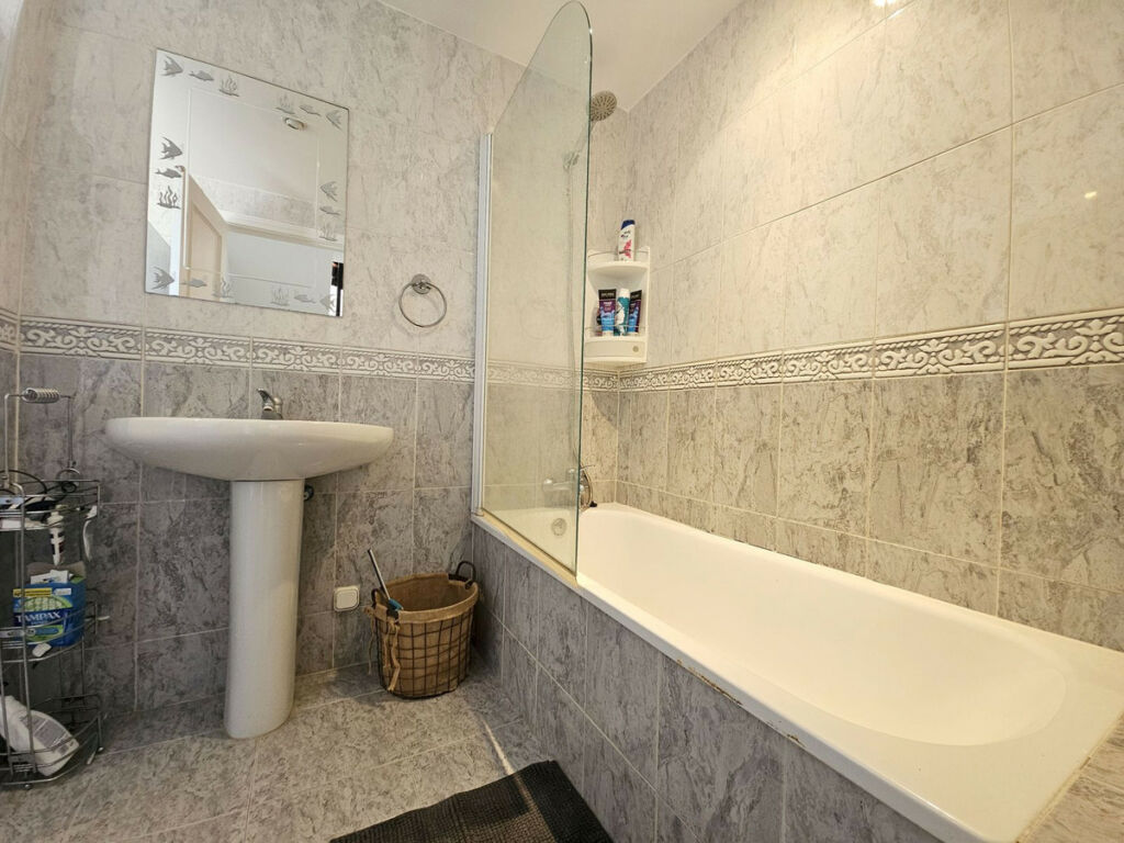 Semi-Detached House Atalaya Málaga - image 11