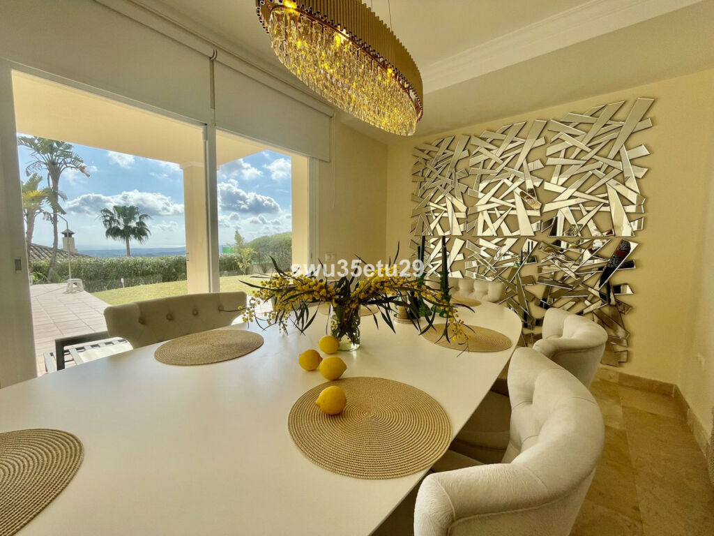 Detached Villa Istán Málaga - image 11
